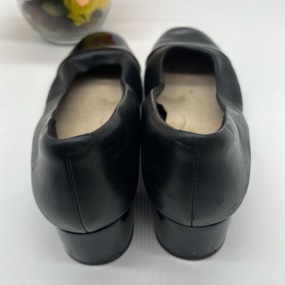 Clark's Collection Black Patent Cap Toe Leather Low Heels Size 11 BHE6695C - Picture 3 of 8